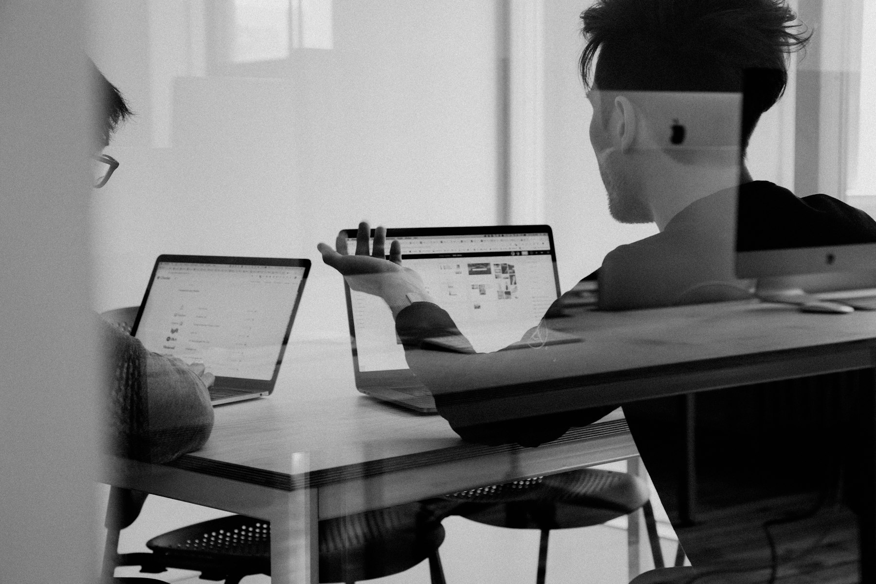 Operations team monitoring high-volume business calls